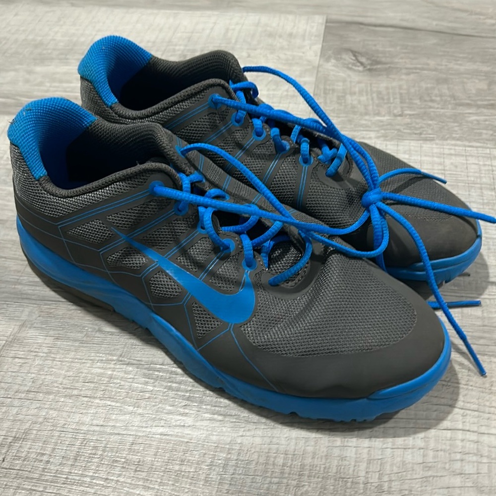 Nike golf shoes